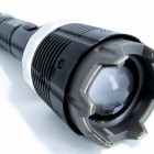 Lanterna cu Electrosoc si Zoom Reincarcabil Police 20000KV