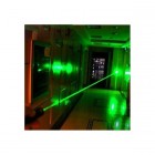 Lanterna Laser Verde 3000mW foate puternic cu Focus